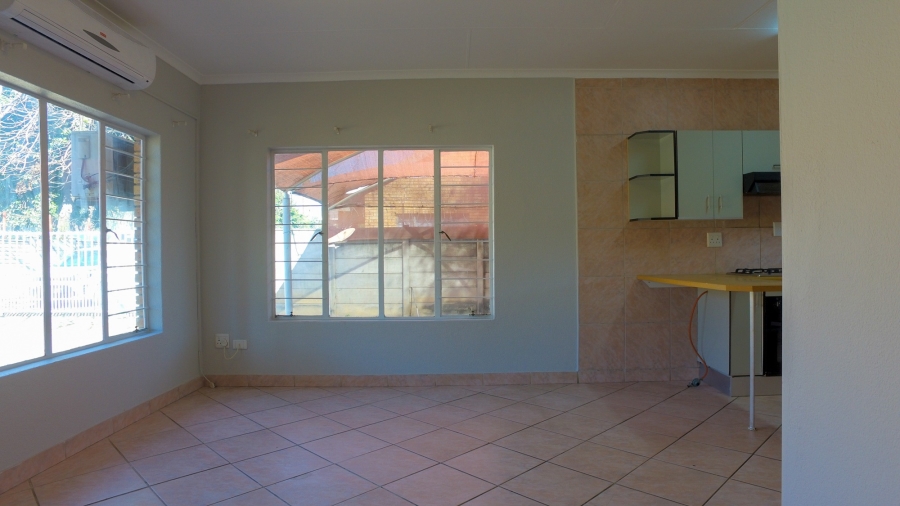 2 Bedroom Property for Sale in Oos Einde North West